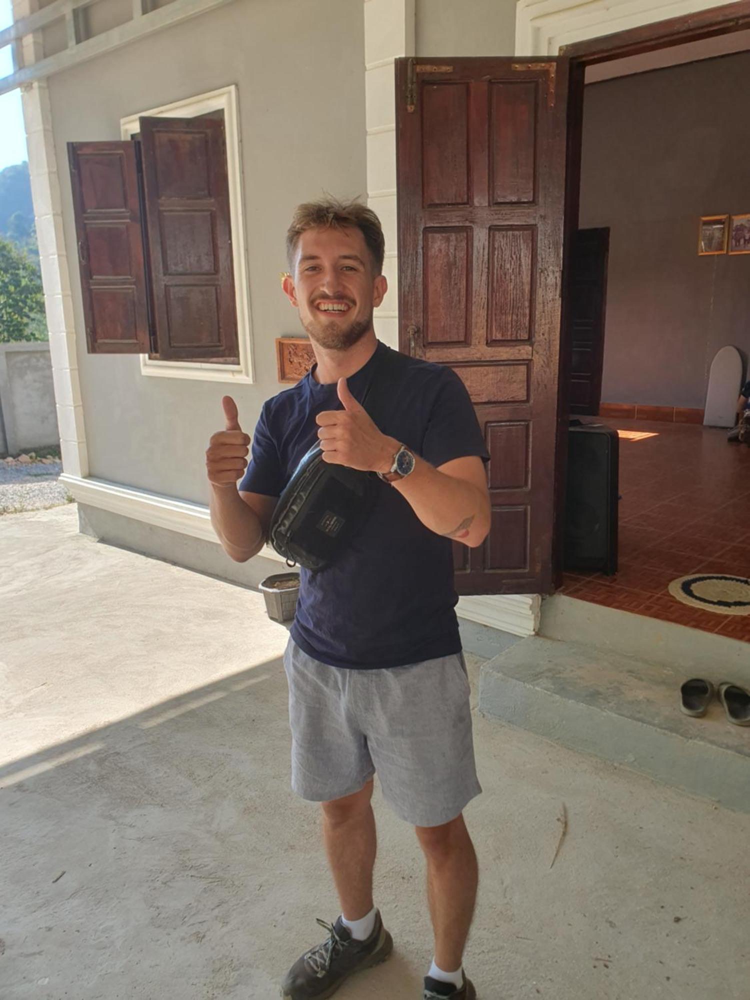 Khounxok Guesthouse Nong Khiaw Bagian luar foto
